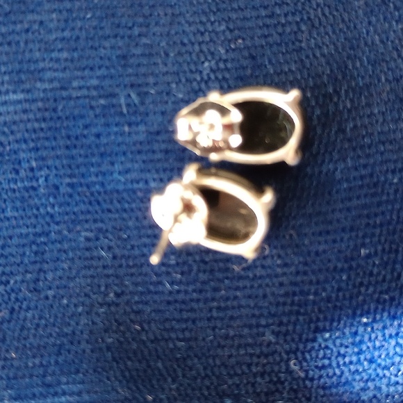 Black Onyx Stone Stud Earrings - Picture 10 of 12